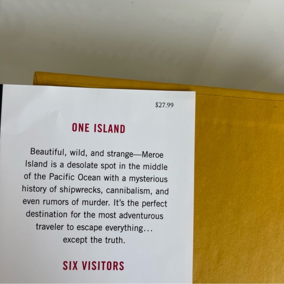 Reckless Girl - Book by Rachel Hawkins - Picture 4 of 5